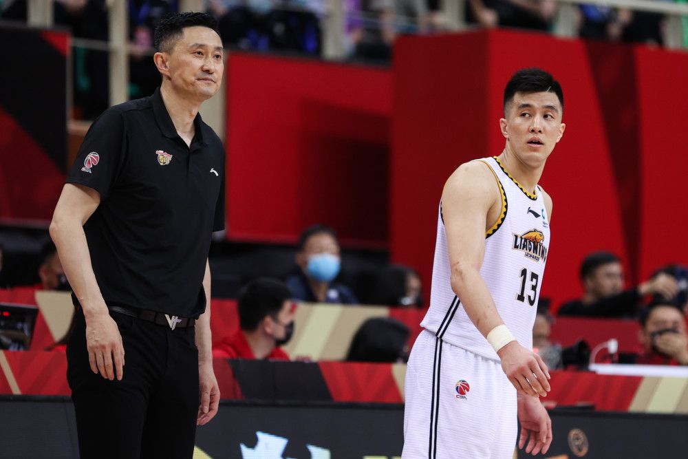 今日NBA重要伤停08:30 太阳 VS 猛龙杜兰特：出战格雷森-阿伦、利特尔、比尔、达米恩-李 ：缺席科洛克：缺席09:00 爵士 VS 灰熊奥利尼克、克拉克森：可能出战邓恩、马尔卡宁：缺席拉拉维亚、蒂尔曼、肯纳德、斯马特、亚当斯、莫兰特、布兰登-克拉克：缺席09:00 76人 VS 鹈鹕豪斯、乌布雷：缺席麦科勒姆、：出战南斯、马特-里安、特雷-墨菲：缺席10:00 火箭 VS 掘金范弗利特、泰特、阿门-汤普森、奥拉迪波：缺席约基奇、阿隆-戈登、贾马尔-穆雷：出场成疑弗拉特科-坎卡：缺席11:00 快船 VS 国王梅森-普拉姆利、波士顿：缺席基根-穆雷：出场成疑莱恩：缺席专家推荐【周教练】足球12中9 带来11月30日早间9:30哥伦甲 卡利体育会 VS 托利马【易球胜】足球5中4 带来11月30日早间09:06墨联 利昂 VS 墨西哥美洲队【朱立宇】篮球10连红 带来11月30日早间10:00NBA 火箭 VS 掘金；11:00NBA 快船 VS 国王今日热点赛事今日上午10:00，NBA 火箭 VS 掘金；快船 VS国王，朱立宇（10连红），早间08:30NBA 太阳 VS 猛龙，王岳（7中6）等专家将带来精彩解析，敬请关注！